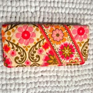 Vera Bradley Folkloric Red/Pink/Floral large travel clutch organizer wallet-New